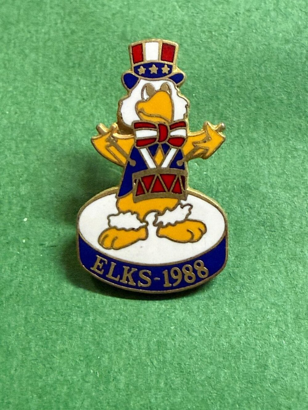 Vintage Sam The Eagle Olympics BPOE Elks Club Lodge 1988 enamelPin bq